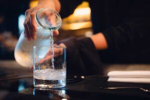 Tap Water in Restaurants: Health Implications Explored